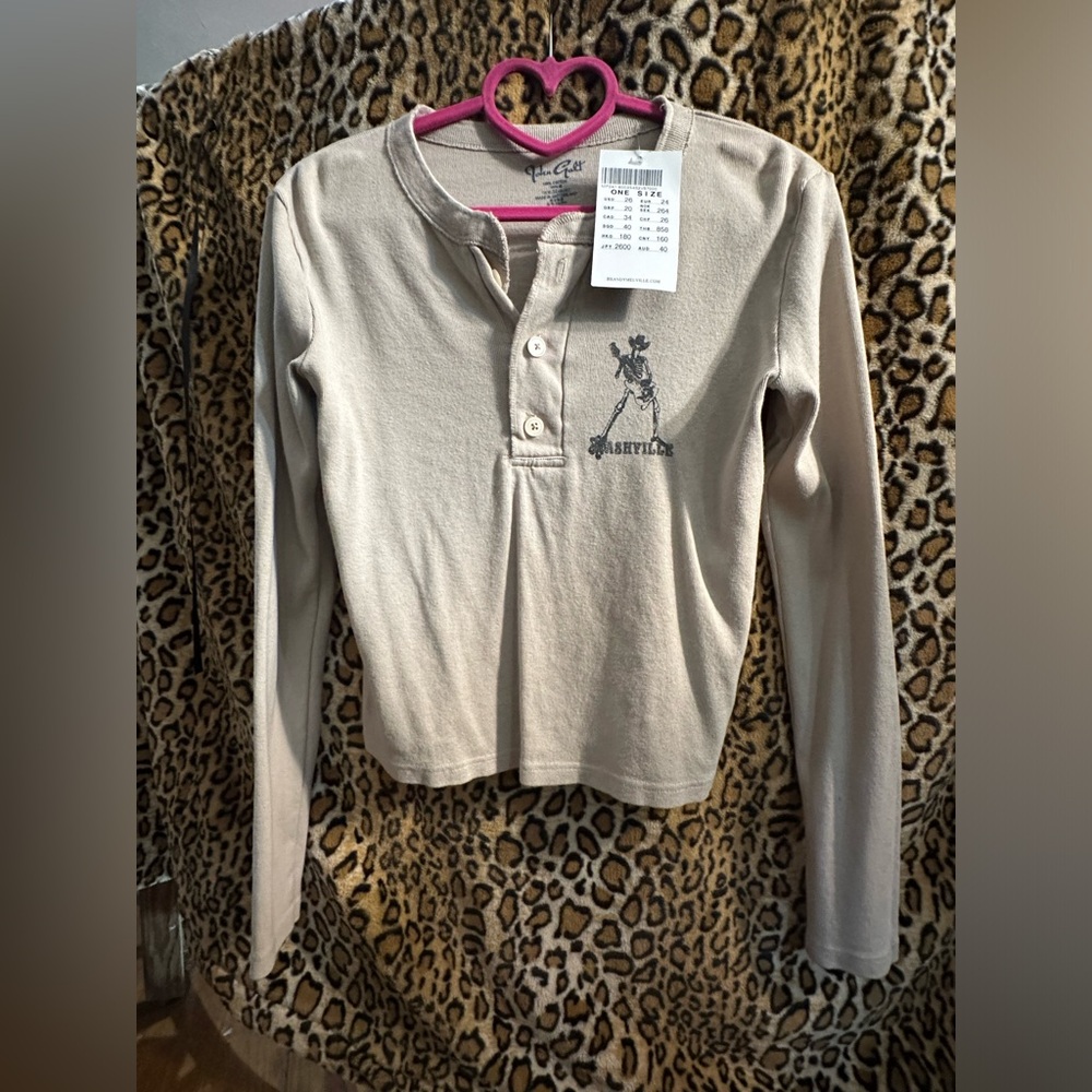 BNWT Brandy Melville John Galt Charlie Nashville Tee OS Tan Long Sleeve